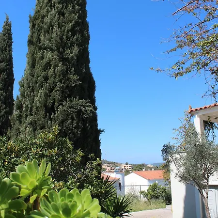 Emeli, Close To Beaches And Downtown Porto Heli