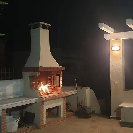 Emeli, Close To Beaches And Downtown Porto Heli