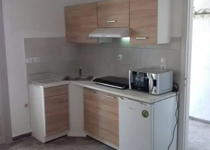 Emeli, Close To Beaches And Downtown דירה