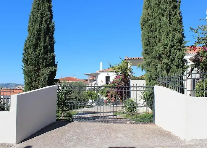 Emeli, Close To Beaches And Downtown דירה